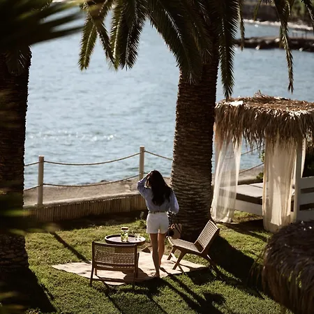 Calypso Villa *
