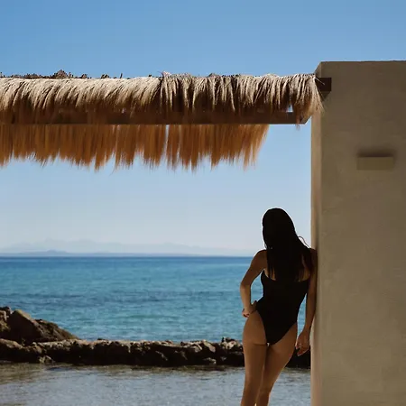 Calypso & Villa Ammoudi
