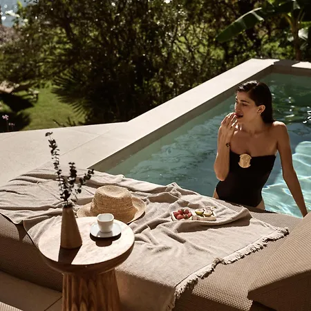 Calypso Villa