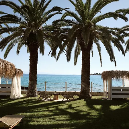 Calypso & Villa Ammoudi