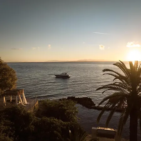 Villa Calypso & Ammoudi