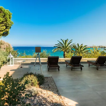Calypso & Villa Ammoudi