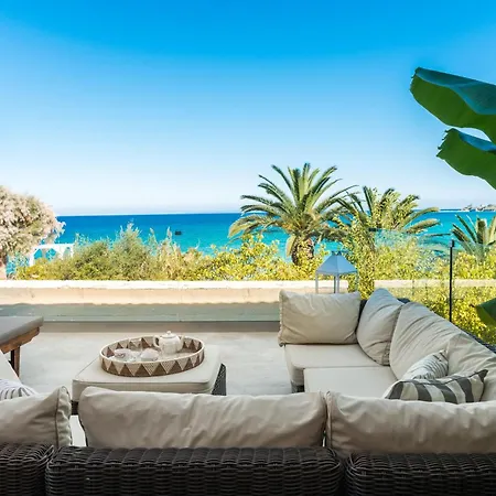 Villa Calypso & Ammoudi