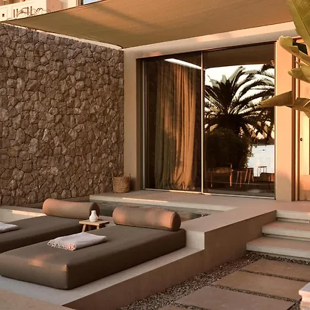 Calypso Villa