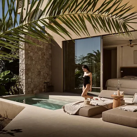 Villa Calypso & Amoudi